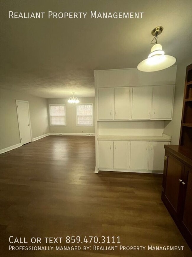 Photo - 508 W Main St