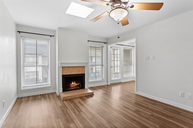 Building Photo - 18800 Egret Bay Blvd Unit 119