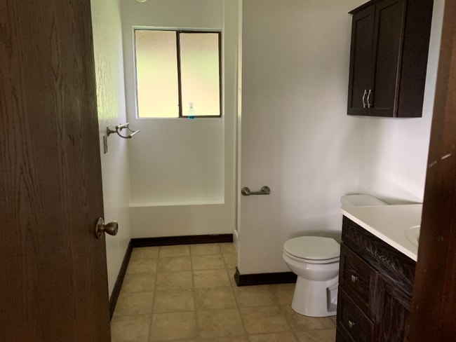 Photo - 1459 E Manor Way