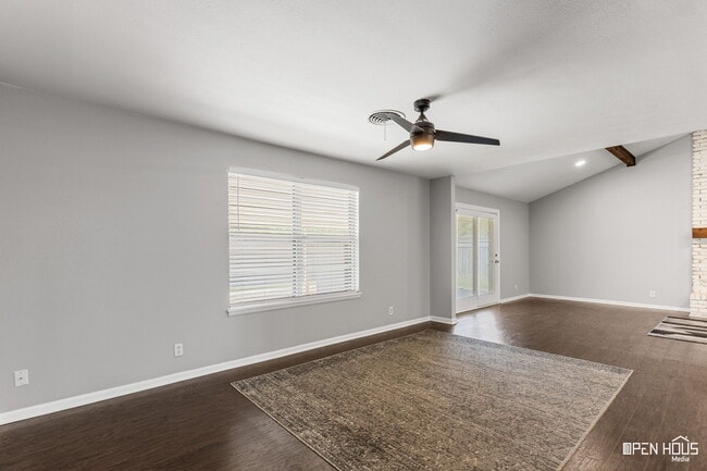Photo - 4805 Big Bend Dr