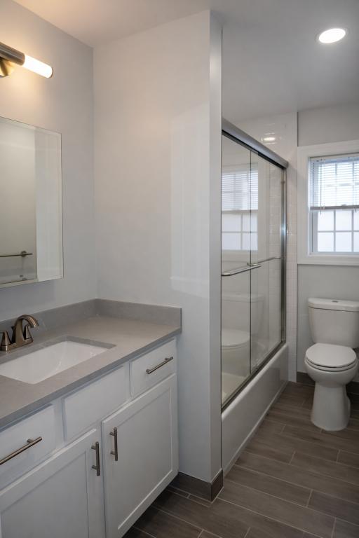 Photo - Town House Apartments