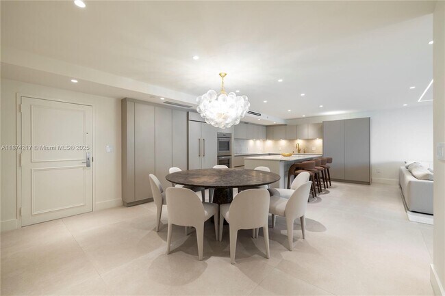 Photo - 10205 Collins Ave Unidad 603A