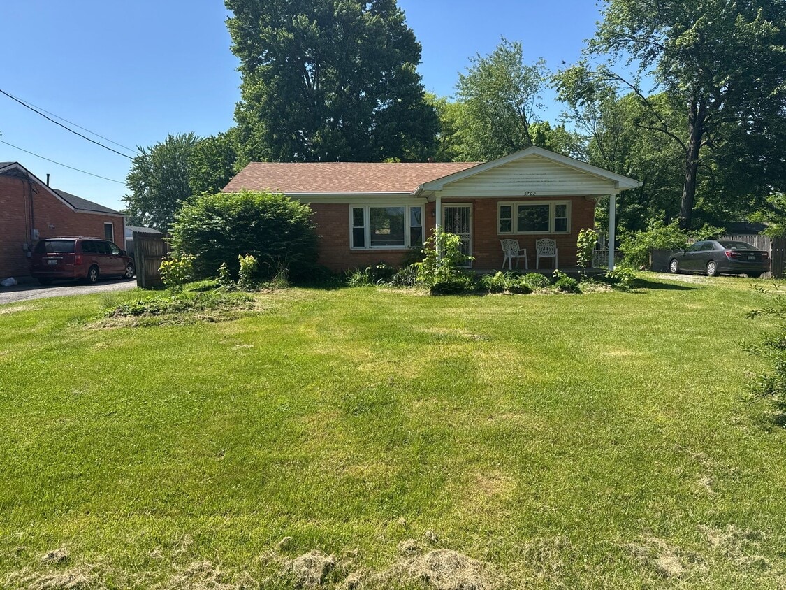 Photo - 5702 Locust Way (Louisville, KY)