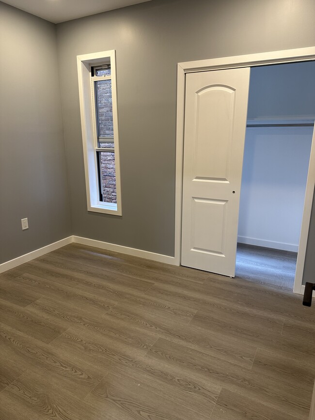 Photo - 552 Congress St