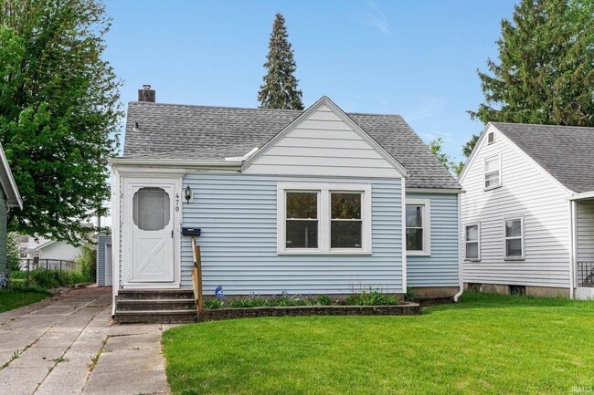 Photo - 470 Charlotte Ave