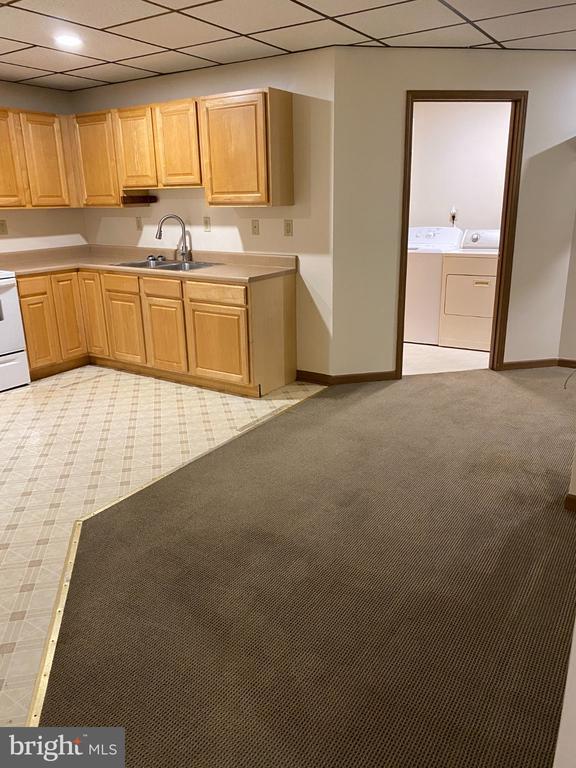 181 Armstrong St Unit D