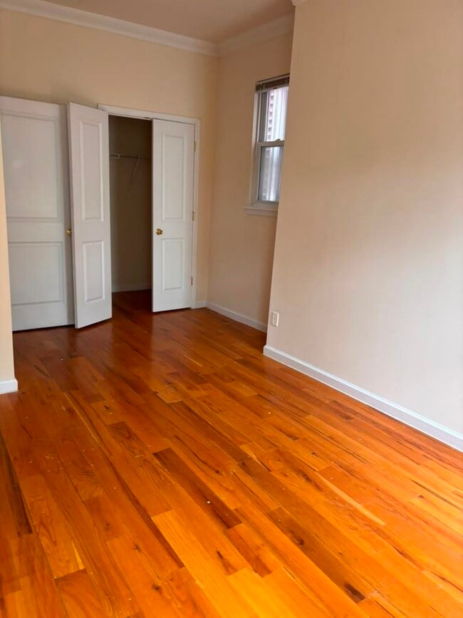 Photo - 293 Communipaw Ave
