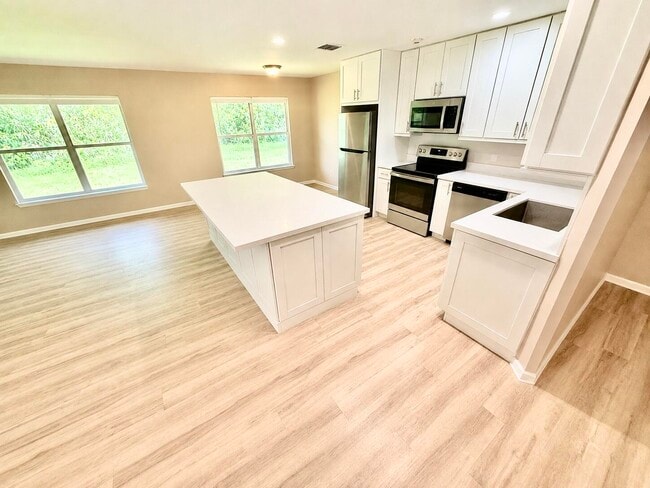 Photo - 13338 76th Rd N