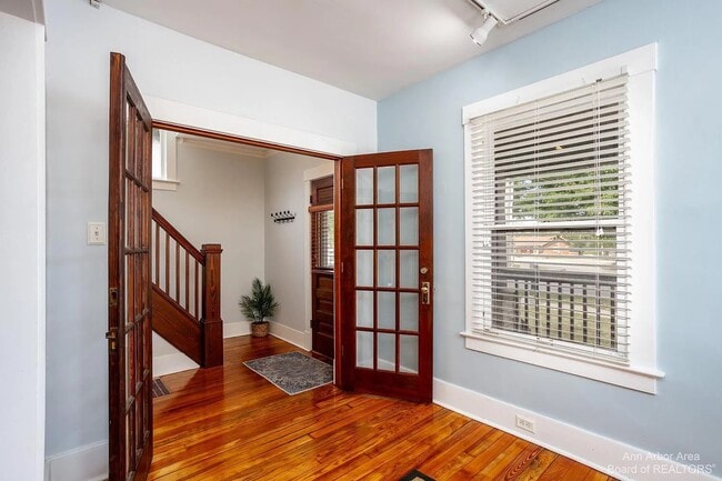 Photo - 1710 S State St