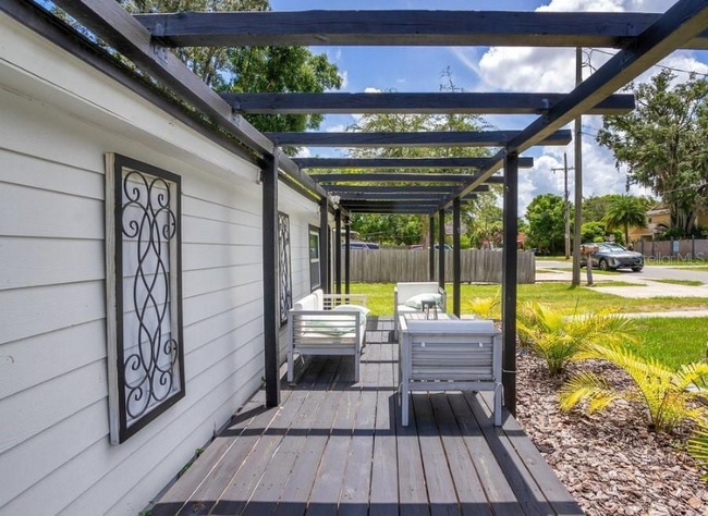 Photo - 2907 E Washington St