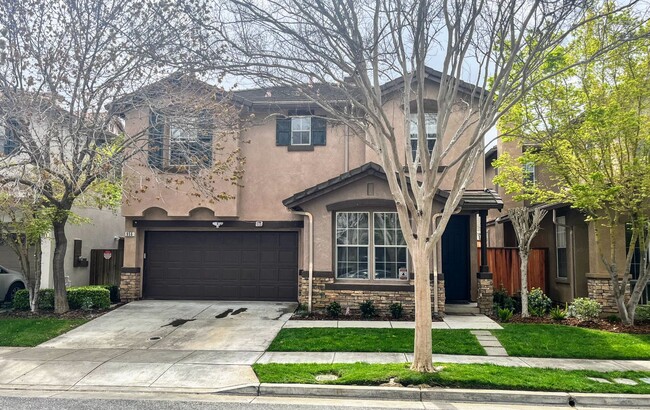 5BD/2.5BA-Willow Glen Gem: Home with Moder... - 5BD/2.5BA-Willow Glen Gem: Home with Moder...