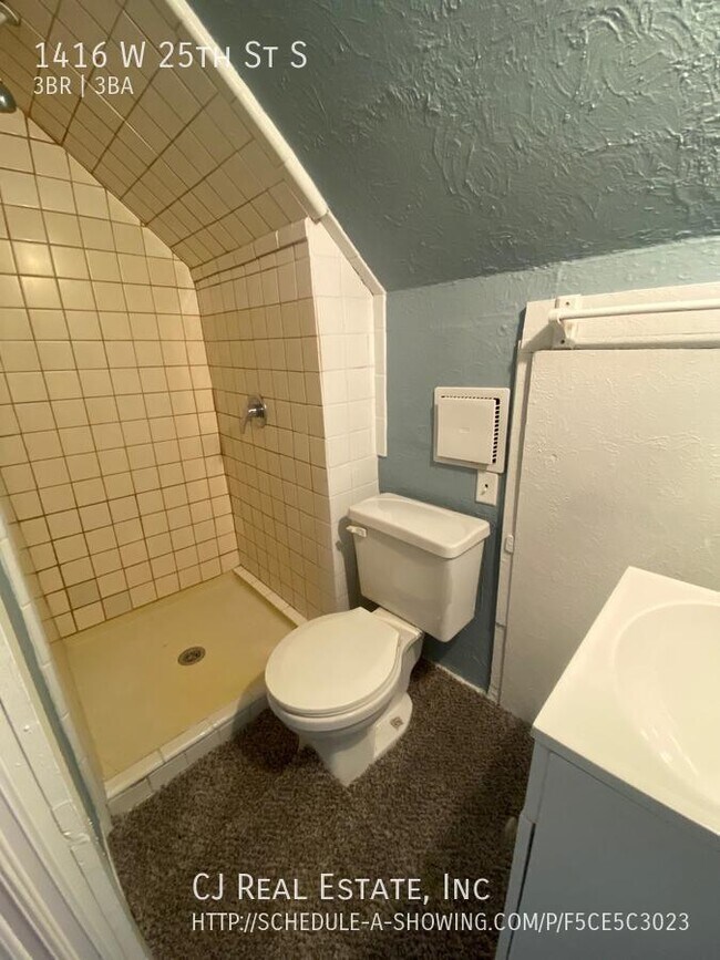 Photo - 1416 W 25th St S