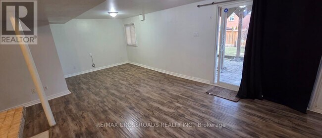 Photo - 21 Fernbank Pl