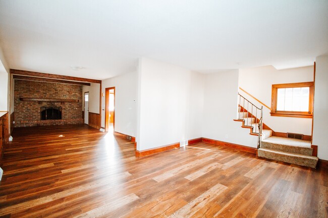 Photo - 513 Hampton Ave