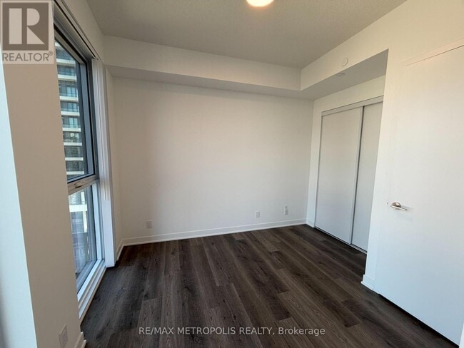 Photo - 180 Front St E Unit 1803