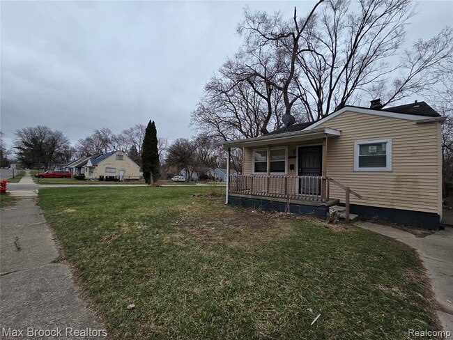 Photo - 24511 Florence St