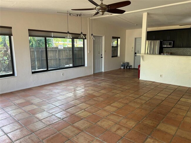 Photo - 1601 SW 10th St