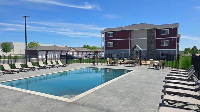 Brand New Outdoor Pool - The Preserve on 24th Rental