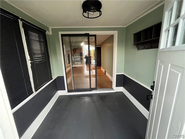 113 Brookline Rd
