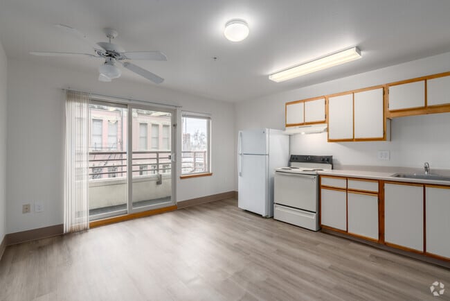 Studio - 338SF - Living Room