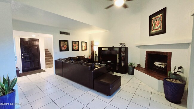 Photo - 3478 N Richland Dr
