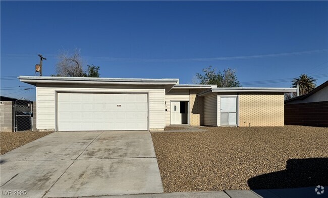 Building Photo - 2539 Winterwood Blvd Rental