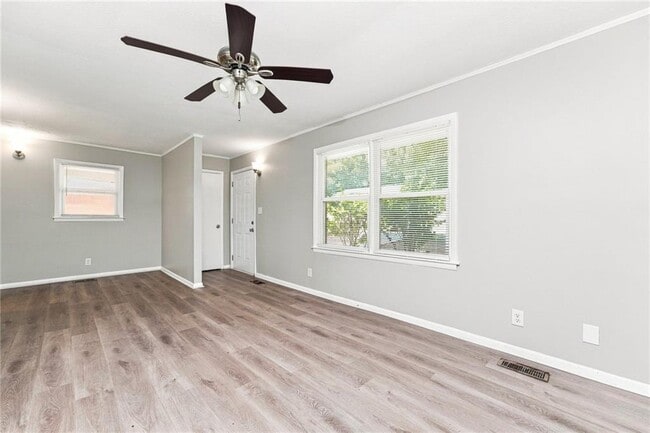 Photo - 515 Landers St