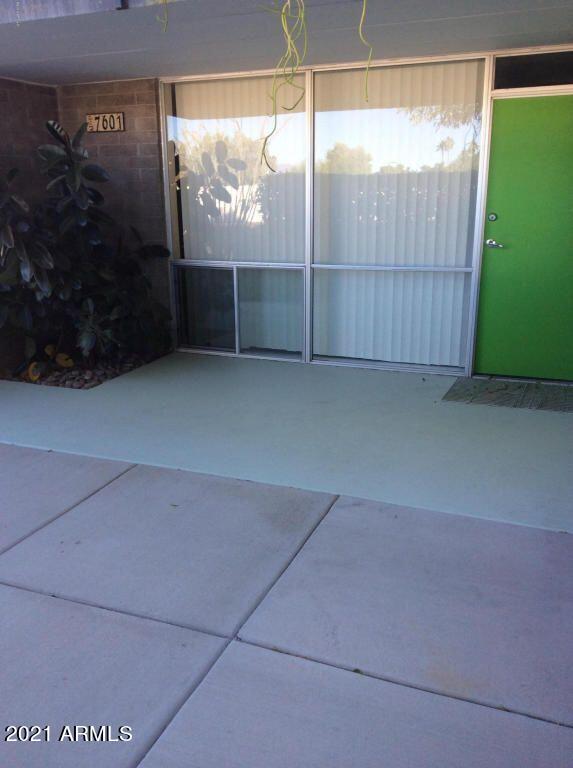 Photo - 7601 E 2nd St Unidad 25