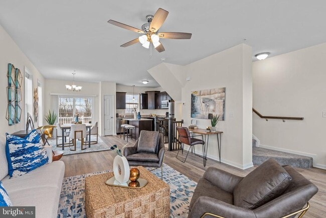 Building Photo - 2051 Ter Vw Ln