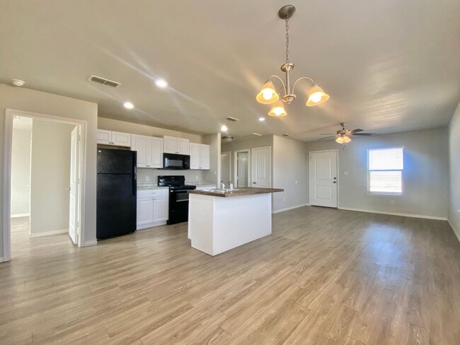 Photo - Great 3 bed 2 bath rural rental now available.