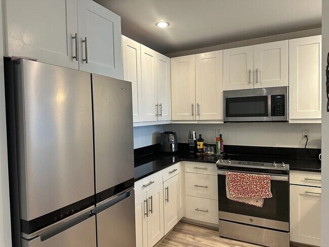 Photo - 100 Station Landing Condo Unit 402