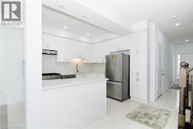 Photo - 14 Cleland Ave