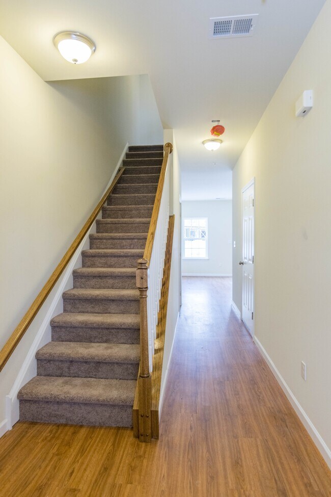 Photo - 2081 Arey Ln