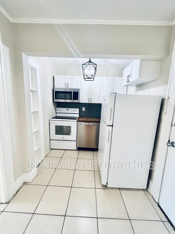 Photo - 360 13th Ave NE Unit #24