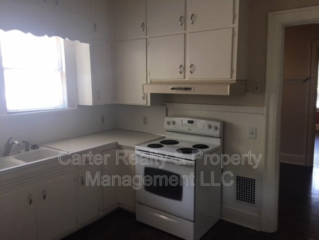 Photo - 3707 Whitland Ave