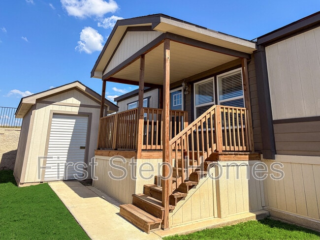Photo - 1402 Cotopaxi St