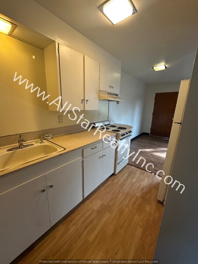 Photo - 433 E Dowling Rd Unit 9