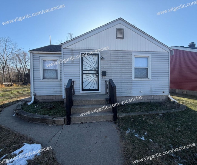 Building Photo - Spacious & well-appointed 3-Bedroom • 1-Bathroom Home