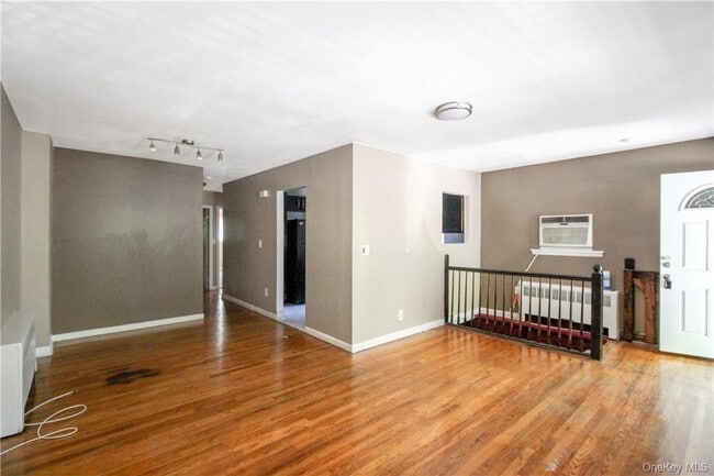 Photo - 304 Woodworth Ave Unit 2