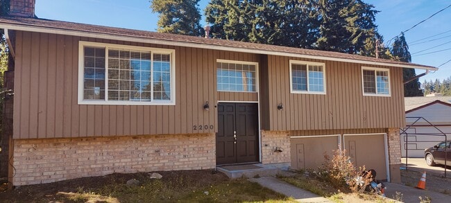 Building Photo - 2200 Merchant Way Rental