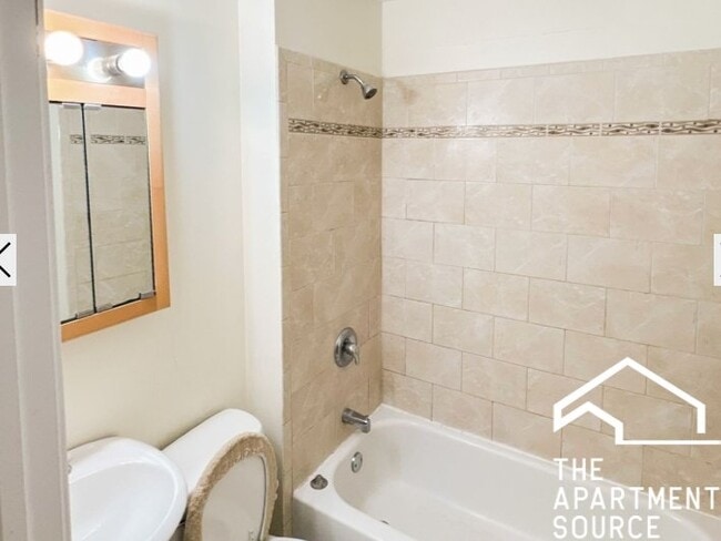 Photo - 2521 N Lincoln Ave Unidad 4