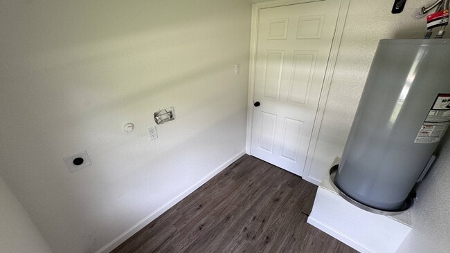 Photo - 110 Rabe Rd