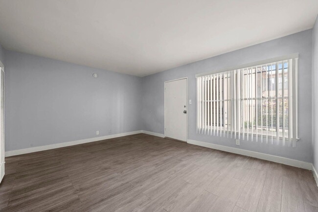 Photo - 4108 Palmwood Dr Unit 4a