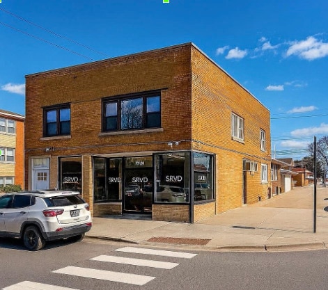 Building Photo - 4425 W 55th St