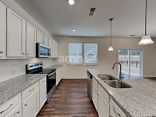 Photo - 122 Ashton Pk Dr