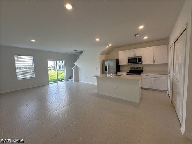 Photo - 28521 SWEET MEADOW Dr