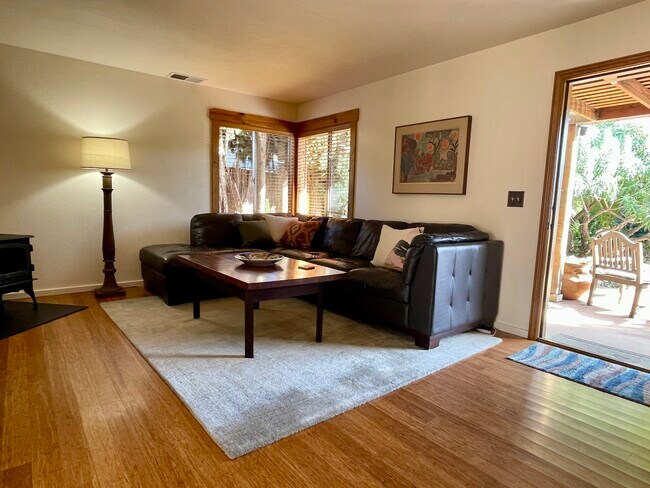 Photo - 13752 Woodgate Pl