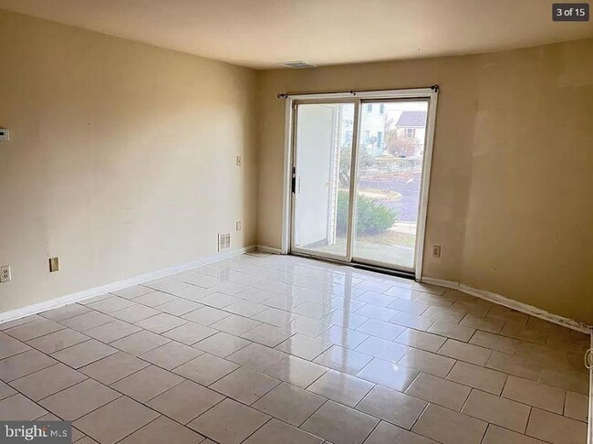 Photo - 700 N Franklin Blvd Unit 1105