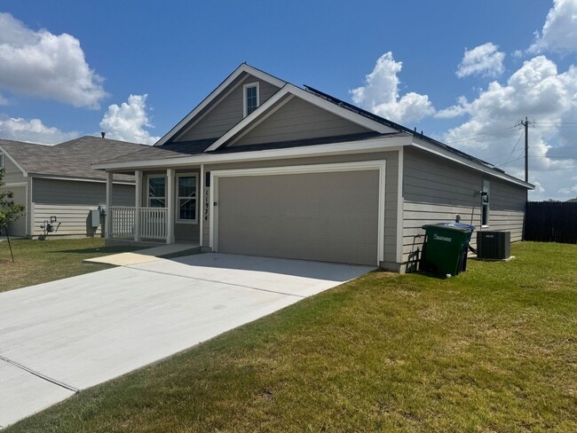 A Must-See Move-In Ready Home with Solar P... - A Must-See Move-In Ready Home with Solar P...