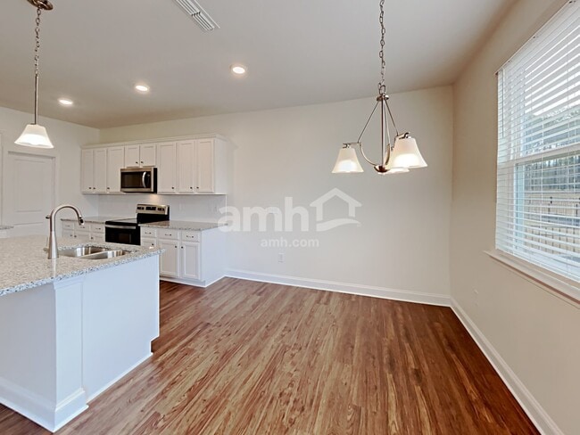 Photo - 3239 Brierhill Rd